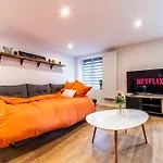 شقة L'hermitage - 3 Beds - Wifi - Free Parking *